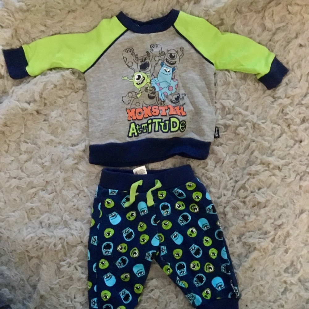 Monster Attitude sweatsuit/pjs 3m